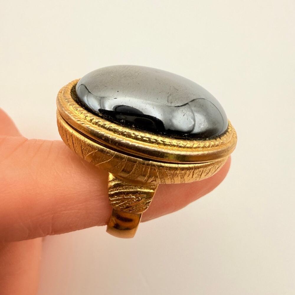 Vintage Avon Large Oval Gray Hematite Locket Perfume Pill box Poison Ring Size 6
